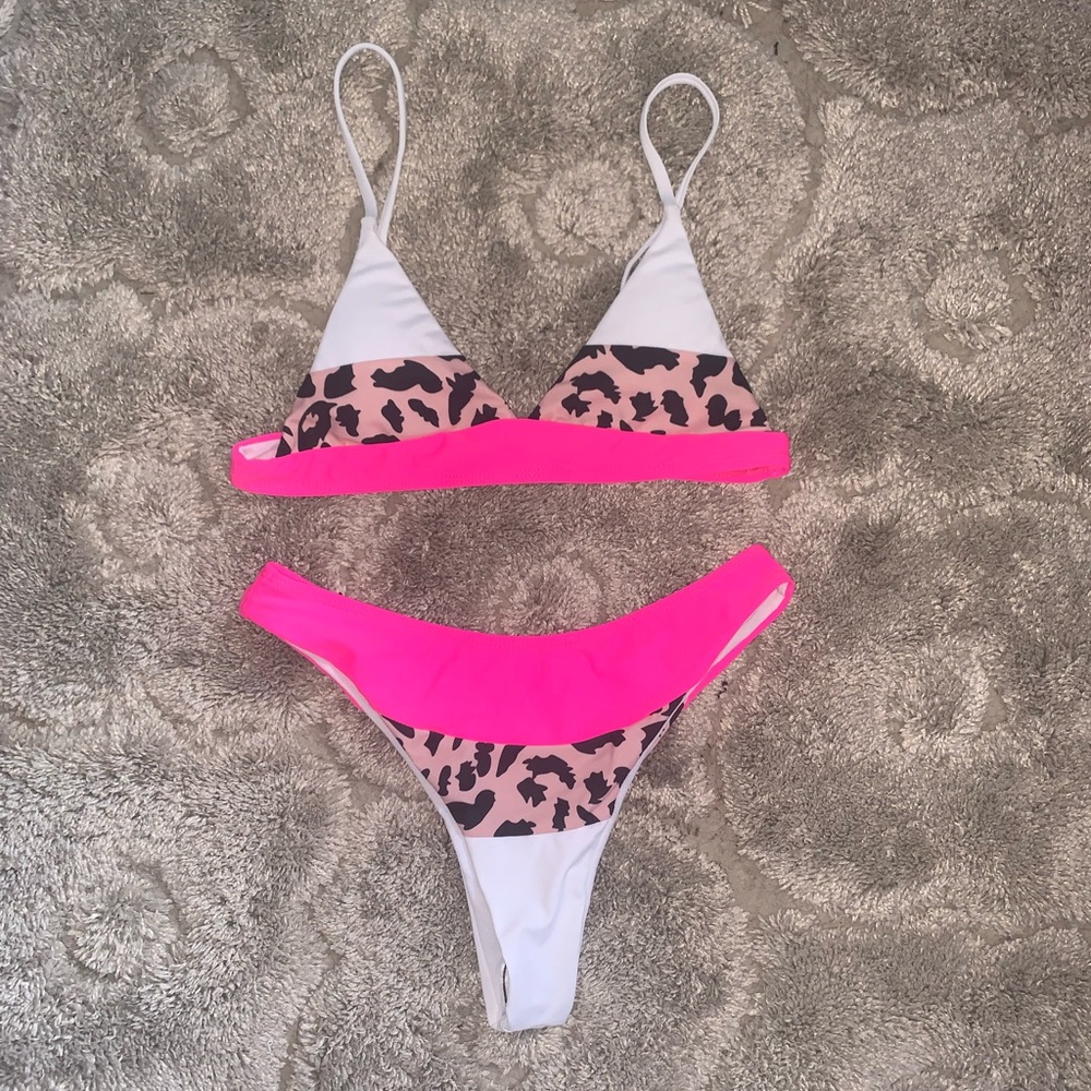 Color block bikini